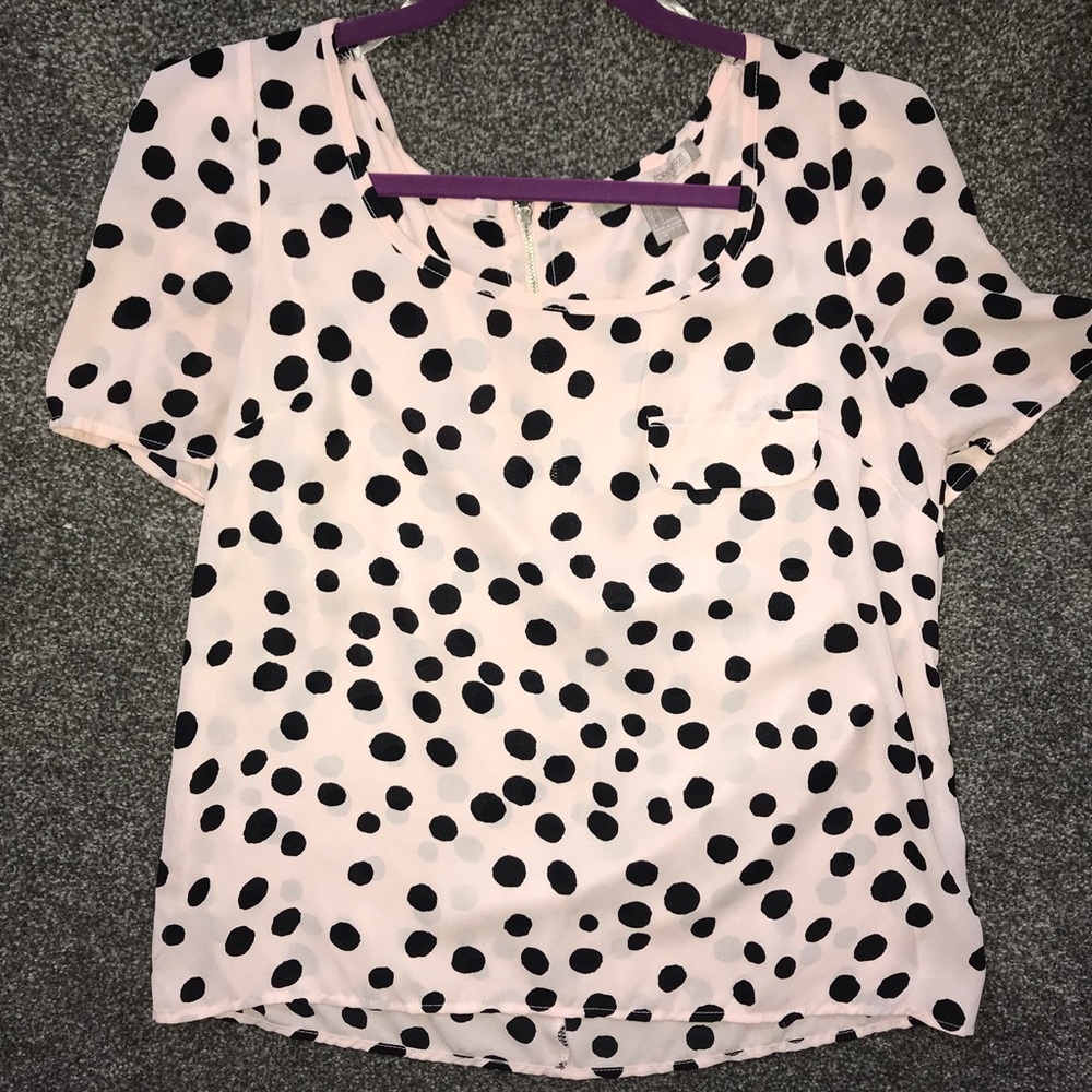Pink and black polka dot top from Forever 21 - S